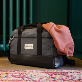 Plumber's Bag - Holdall in black canvas with heavy duty pockets