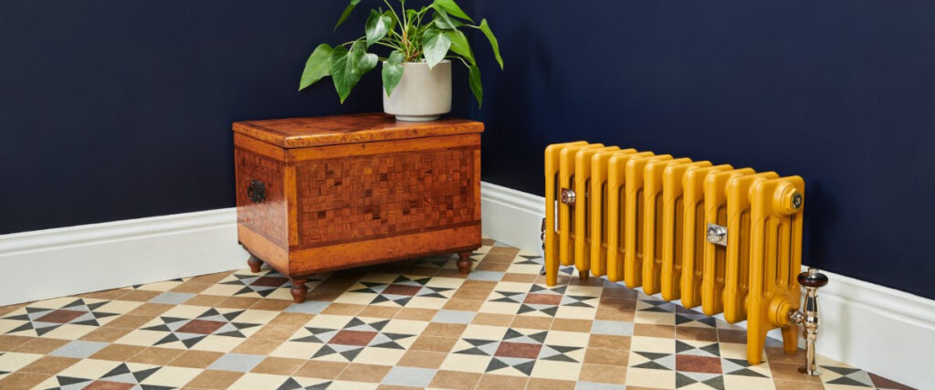 4 column cast iron radiator in Paper & Paint Library Muga
