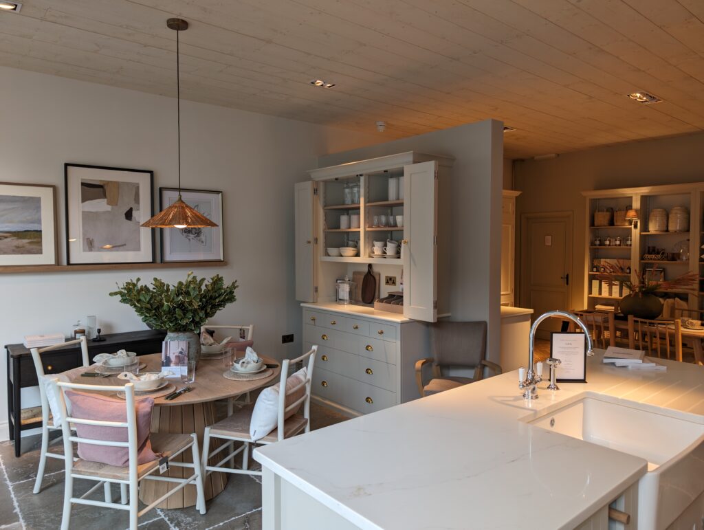 Neptune Kitchens bt Kendrick Interiors Market Harborough