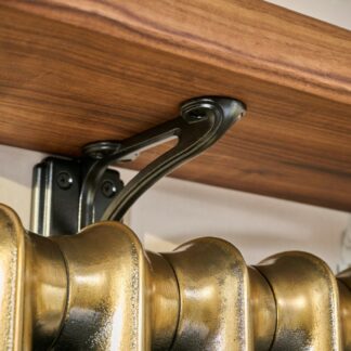 Cast Iron Bracket for radiator shelf
