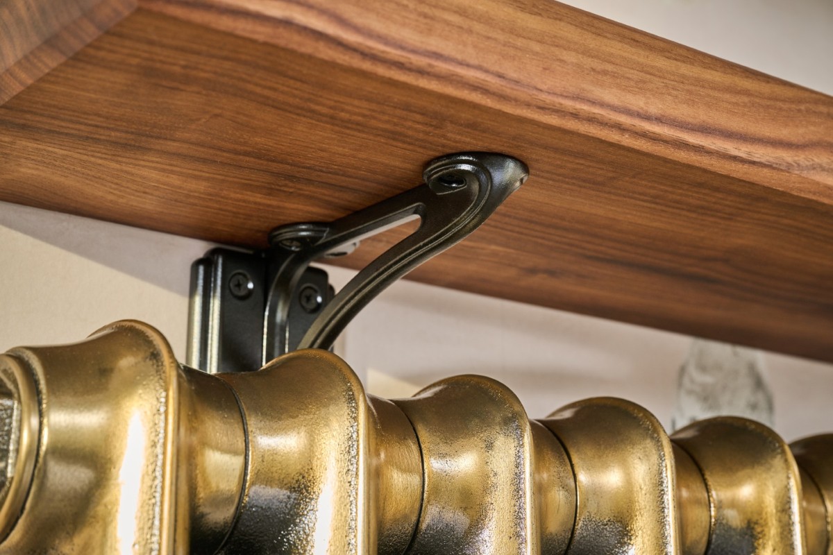 Cast Iron Bracket for radiator shelf